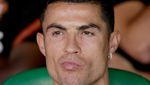 Foto Ronaldo Jadi Pemain Cadangan di Laga Spanyol Vs Portugal