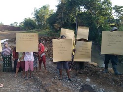 Kunjungan Wapres ke Mojokerto Diwarnai Demo Warga Tuntut Setop Galian C