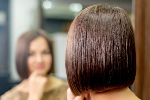 Penjelasan potong rambut saat patah hati