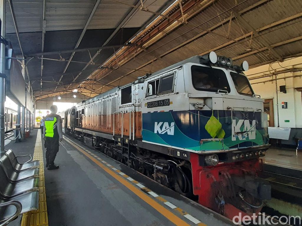 Ini Dia Cara Naik KA Pangrango Langsung di Stasiun Bogor!