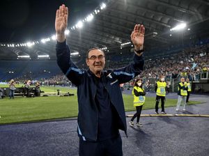 Maurizio Sarri Resmi Latih Lazio Lagi Maurizio Sarri Resmi Latih Lazio Lagi