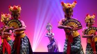 Mengamini Pesona dan Kekayaan Indonesia di Panggung Teater