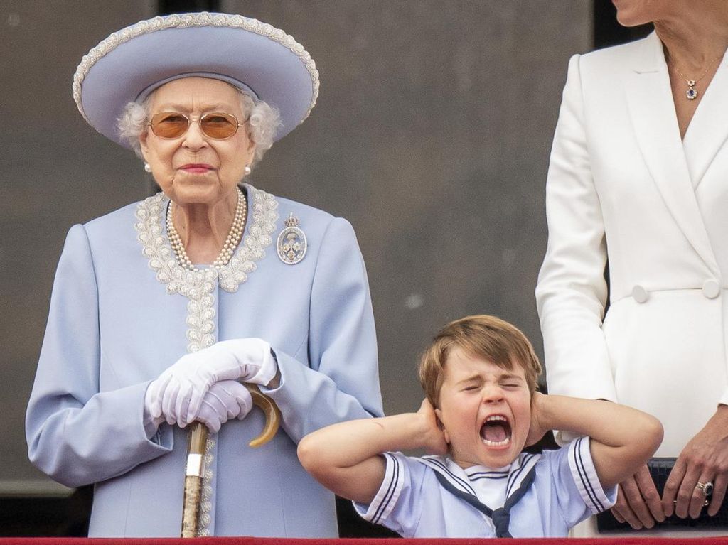 70 Tahun Berkuasa, Ratu Elizabeth Sapa Puluhan Ribu Warga Inggris