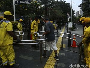 Alasan Pemilihan Portal S untuk Hadang Pemotor Naik Trotoar Metropole Alasan Pemilihan Portal S untuk Hadang Pemotor Naik Trotoar Metropole