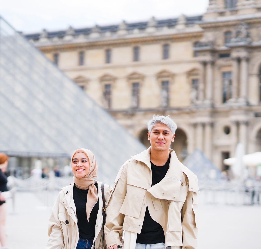 Potret Liburan Rizky Billar dan Lesti Kejora