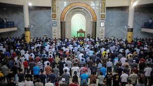 Foto-foto Salat Gaib untuk Anak Ridwan Kamil di Masjid Raya Bandung