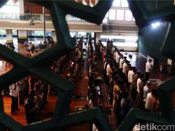 Ratusan ASN Pemkot Bandung Salat Gaib untuk Putra Ridwan Kamil