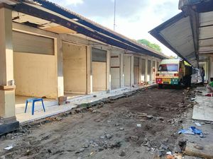 Terkait Penataan Pantai Samigita, Pasar Seni Kuta Mulai Dibongkar