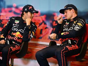 Red Bull Santai Tangani Persaingan Verstappen-Perez di F1 2022 Red Bull Santai Tangani Persaingan Verstappen-Perez di F1 2022