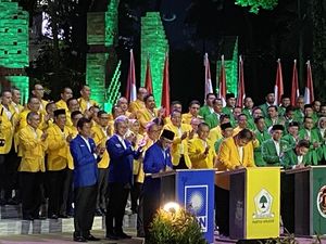 Menerka Nasib KIB Usai Sekjen PAN Berjumpa Sekjen PDIP Menerka Nasib KIB Usai Sekjen PAN Berjumpa Sekjen PDIP