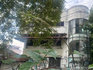 Nostalgia Mengenang Kejayaan Bioskop Regent di Bandung