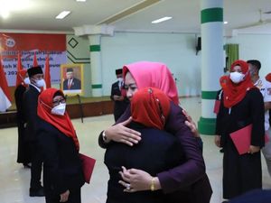 Bupati Tulang Bawang Lantik 119 Kepala Sekolah-Guru PLT Bupati Tulang Bawang Lantik 119 Kepala Sekolah-Guru PLT
