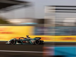 Hasil Formula E Jakarta 2022: Mitch Evans Menangi Duel Sengit di Akhir