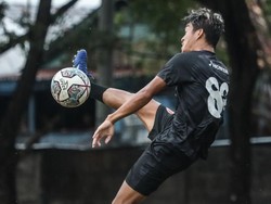 Akbar Tanjung Harap Diturunkan PSM Lawan Sulut, Siap Maksimal