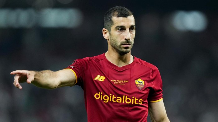 Henrikh Mkhitaryan of AS Roma gestures during the UEFA Conference League Final match between AS Roma and Feyenoord at Arena Kombetare, Tirana, Albania on 25 May 2022.  (Photo by Giuseppe Maffia/NurPhoto via Getty Images)