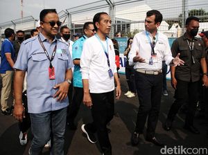 Jokowi Harap Lebih Banyak Lagi Ajang Kompetisi Serupa Formula E Jokowi Harap Lebih Banyak Lagi Ajang Kompetisi Serupa Formula E