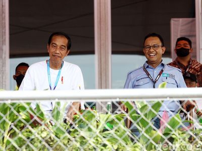 Momen Akrab Jokowi dan Anies Saat Nonton Formula E