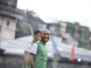 Leonard Tupamahu Kemungkinan Absen Saat Bali United Kontra Persija Leonard Tupamahu Kemungkinan Absen Saat Bali United Kontra Persija
