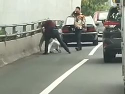 Kronologi Adik Verlita Evelyn Dipukuli Cowok Bermobil RFH di Tol Gatsu