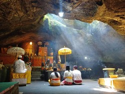 Pura Kereban Langit Viral Bisa Datangkan Keturunan-Sembuhkan Penyakit