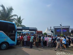 Penonton Formula E Keluhkan Kurangnya Bus Angkut Penumpang ke Sirkuit
