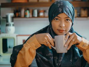 Bergaya Minimalis, Ini 10 Potret Dapur Milik Tantri Kotak