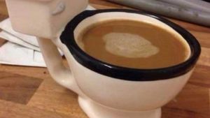 10 Wadah Minuman Unik versi Netizen Ini Bikin Geleng Kepala