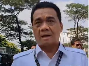 Wagub DKI Respons Viral Video Dinarasikan Pelecehan di TransJ Wagub DKI Respons Viral Video Dinarasikan Pelecehan di TransJ