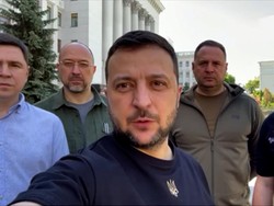 100 Hari Invasi Rusia, Zelensky: Kemenangan Akan Jadi Milik Ukraina!