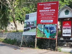 Baliho Duka Cita untuk Truk Sampah Muncul di Desa Bengkel Tabanan