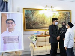 Cak Imin Takziah, Beri Dukungan ke RK dan Doakan Eril Husnul Khotimah