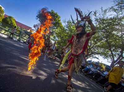 Serunya Festival Budaya Kongres Borneo Raya