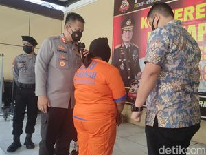 Tante-2 Pria Hidung Belang Jadi Tersangka Baru Prostitusi Anak di Sidoarjo Tante-2 Pria Hidung Belang Jadi Tersangka Baru Prostitusi Anak di Sidoarjo