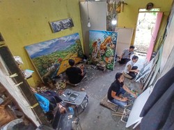 Goresan Kuas Pelukis Kampung Jelekong Bandung yang Dilirik Dunia