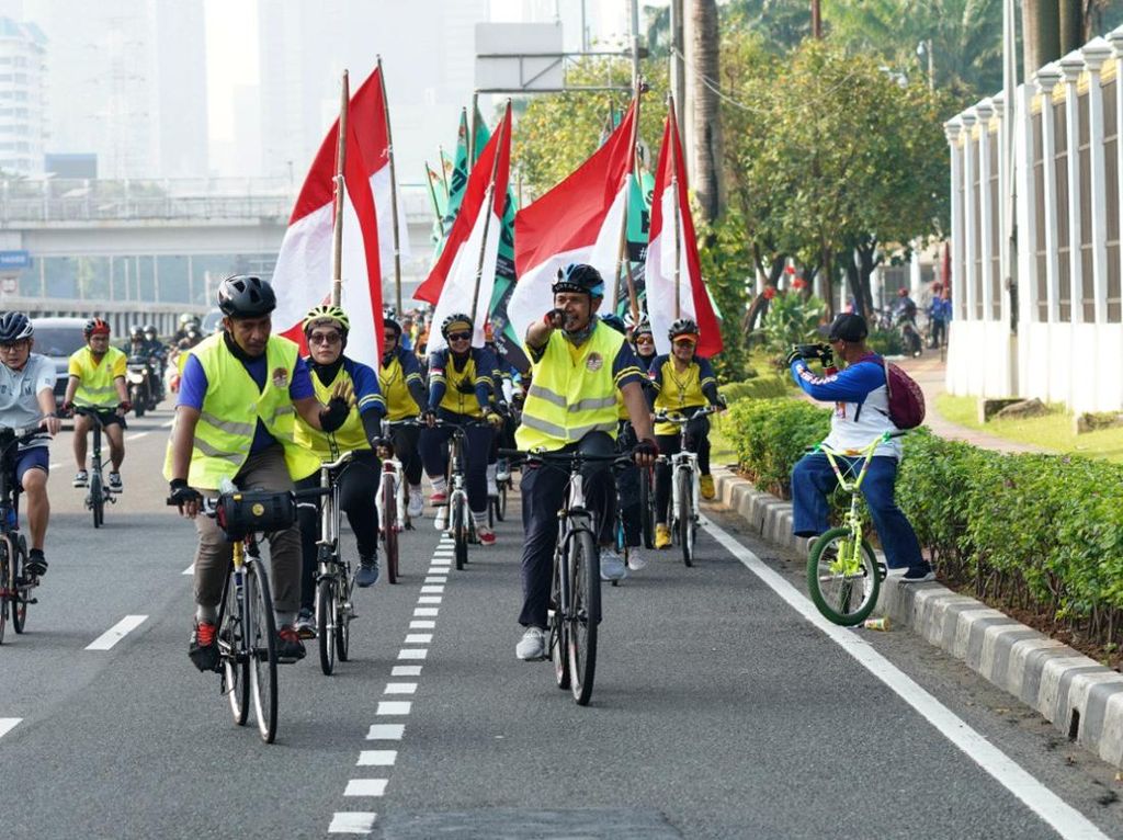 Hari Lingkungan Hidup, KLHK & Bike To Work Gelar Gowes Sejuta Sepeda