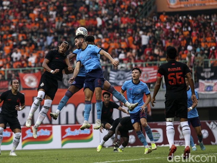 Persija Jakarta kalah dari tamunya Sabah FC pada laga uji coba. Macan Kemayoran takluk 1-2 dalam laga yang digelar di Stadion Patriot Chandrabhaga, Bekasi.