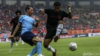 Persija tetap tampil menyerang dan agresif, sementara Sabah berupaya mempertahankan keunggulannya.