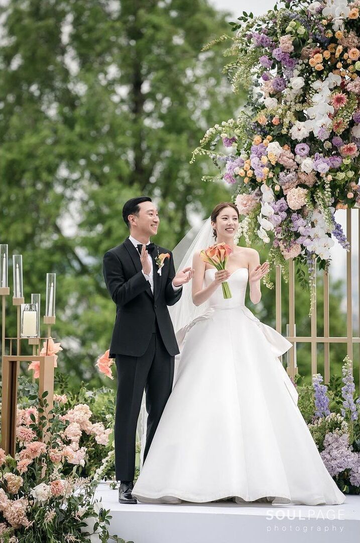Pernikahan Son Dam Bi