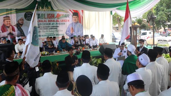 Potret Antusias Masyarakat Ikuti Tabligh Akbar di Bandar Lampung