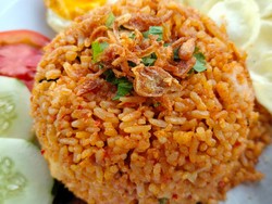 Resep Nasi Goreng Tomat dan Ayam yang Segar Gurih