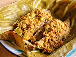 3 Resep Pepes Ikan Bumbu Cabe yang Pedas Gurihnya Meresap