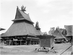 Si Waluh Jabu, Gambaran Kebersamaan Warga Suku Karo