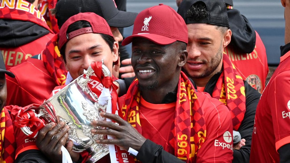 Sadio Mane klarifikasi pernyataan soal rakyat Senegal minta dia tinggalkan Liverpool (AFP via Getty Images/OLI SCARFF)