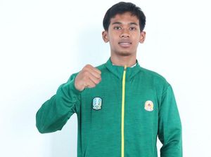 Nih Spiderman Jatim, Mahasiswa UM Surabaya Sekaligus Atlet Panjang Tebing