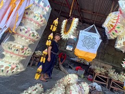 Jelang Galungan-Kuningan, Hiasan Penjor di Tabanan Ramai Diburu