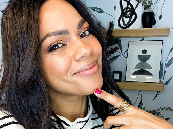 Potret Wanita Awet Muda yang Viral Dikira Adik Anaknya, Ungkap Rahasia Cantik