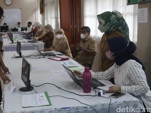 PPDB Terkendala Sistem, Disdik Jabar Minta Maaf