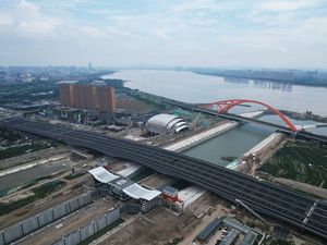 Potret Kanal Raksasa di China yang Hidup Kembali