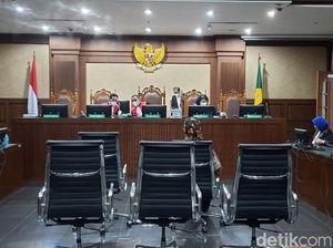 Edy Mulyadi Kecewa Sidang Jin Buang Anak Lanjut: Saya Tak Bersalah!