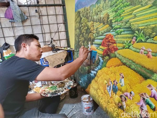 Goresan Kuas Pelukis Kampung Jelekong Bandung yang Dilirik Dunia